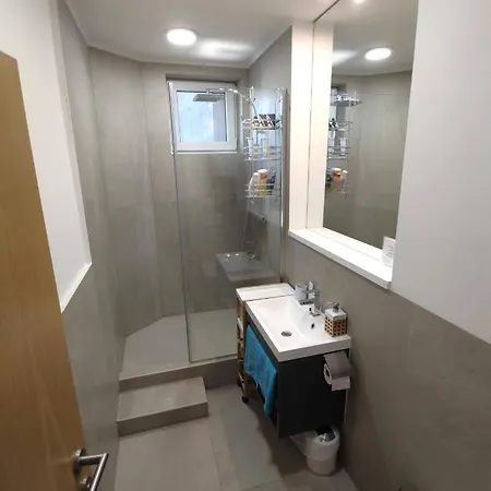 Big - 4 Bedroom, 2 Bathroom With Ac Apartament Bratysława