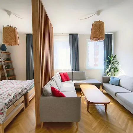 Big - 4 Bedroom, 2 Bathroom With Ac Bratislava
